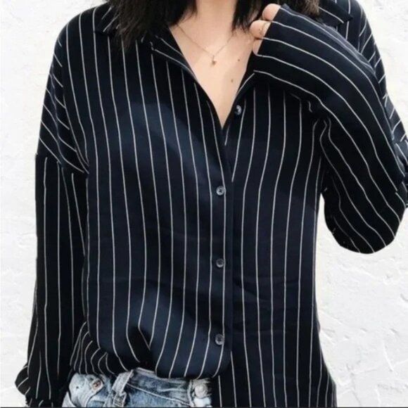 Babaton Tops - Aritzia Babaton Kearney Pinstripe Blouse Navy Women's Size Medium